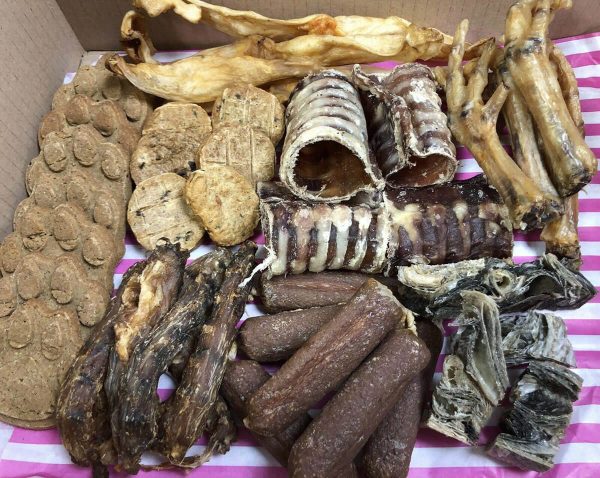 42 Natural Treat Selection Box