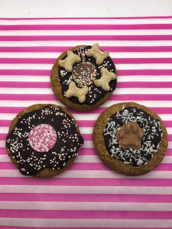 3 Bakery Decorated Biscuit Cookies Dark