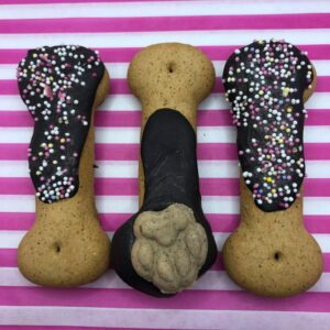 3 Bakery Decorated Biscuit Bones Dark