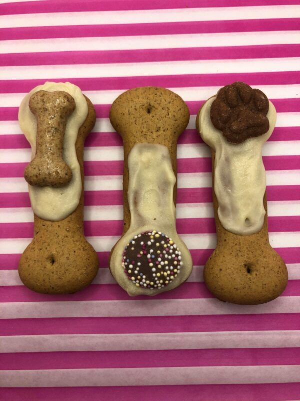 3 Bakery Decorated Biscuit Bones White