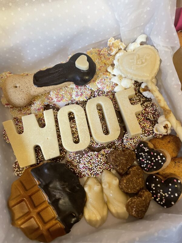 Valentines Bakery Box - White